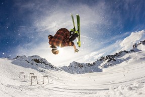 kaiyun体育综合-哈斯克技术动作精准流畅，哈斯克人