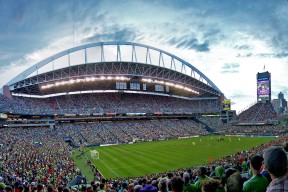 Kaiyun官方登录入口-中国足球国家队引导球员参与战术方案制定，国足指导