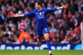 开云中国大陆-国际热身赛中国足球逆袭 战术变化受关注，国足敲定热身赛对手