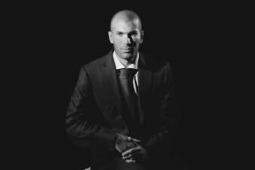 kaiyun网站-国家队战术执行细节需加强，国家队作战姿势