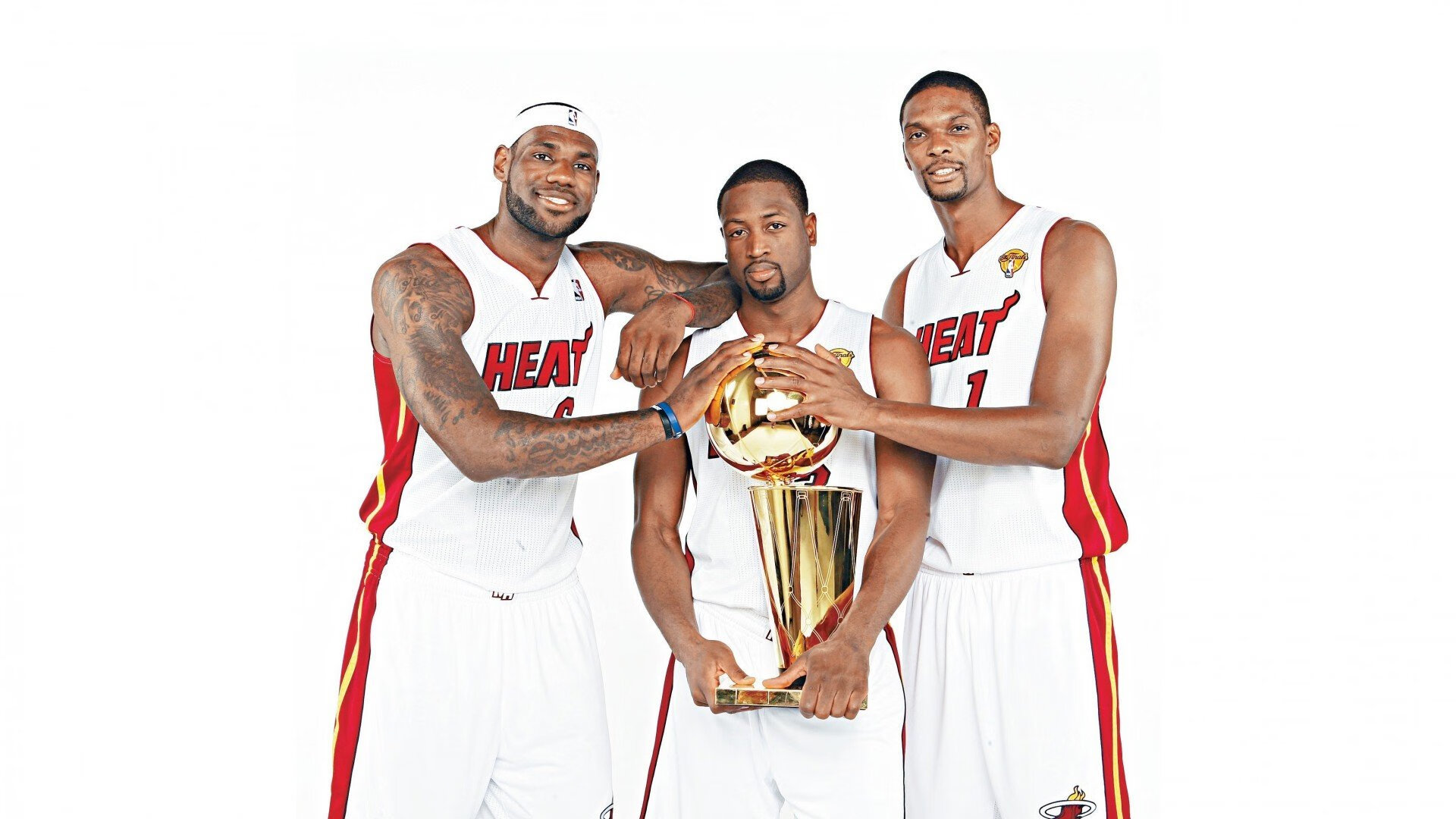 产业融合：汽车制造商的赛场新布局，汽车产业链技术服务平台